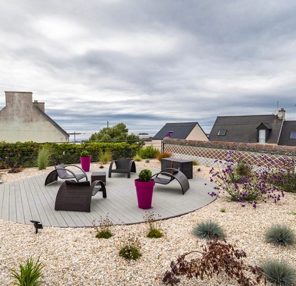 Terrasse bois ronde - Vauthelin Paysages - Plougastel - Brest - Saint Renan - Le Conquet- Crozon - Lesneven - Paysagiste Finistère